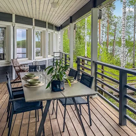 Aurinkokaari By Interhome