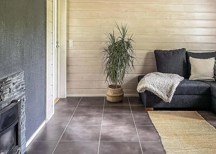 Aurinkokaari By Interhome Хейнявеси